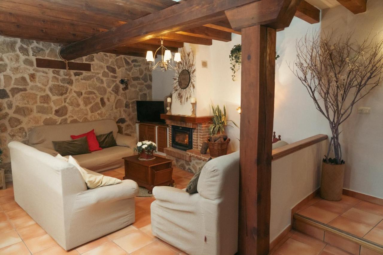 El Pajar De Trescasas Villa Sonsoto Bagian luar foto